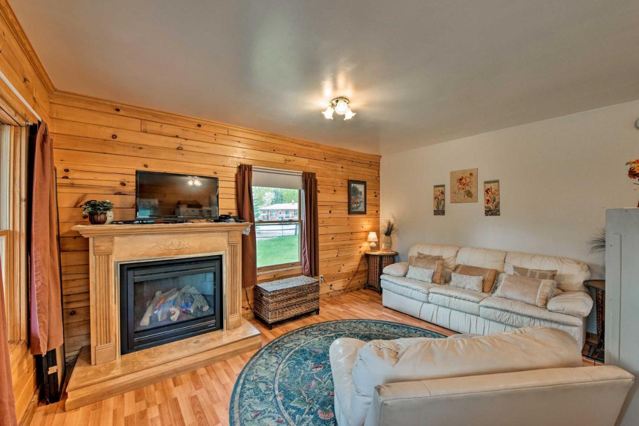 Cozy Colorado Cabin With Deck, Grill And River Access! بوينا فيستا المظهر الخارجي الصورة