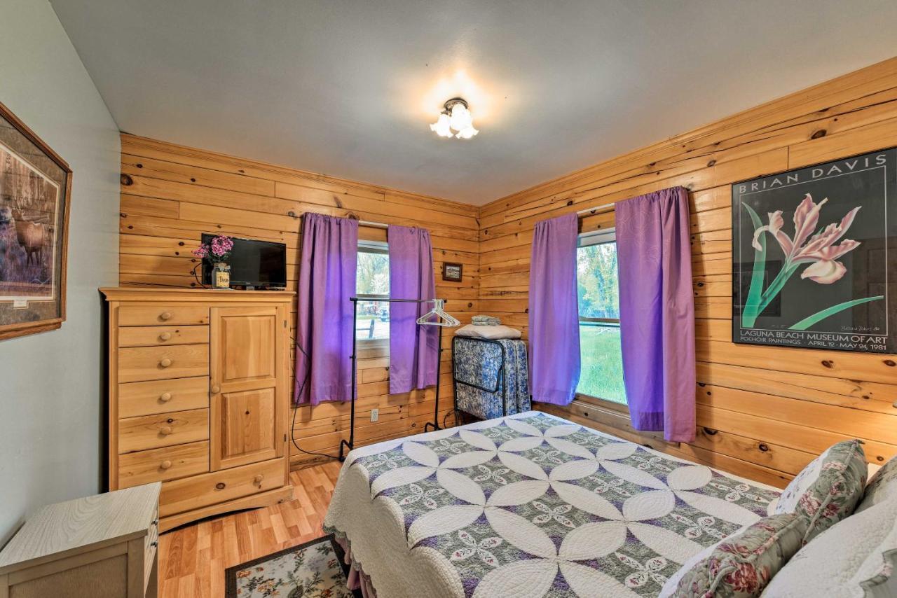 Cozy Colorado Cabin With Deck, Grill And River Access! بوينا فيستا المظهر الخارجي الصورة